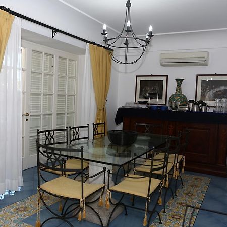 B&B Villa La Cicas 阿纳卡普里 外观 照片