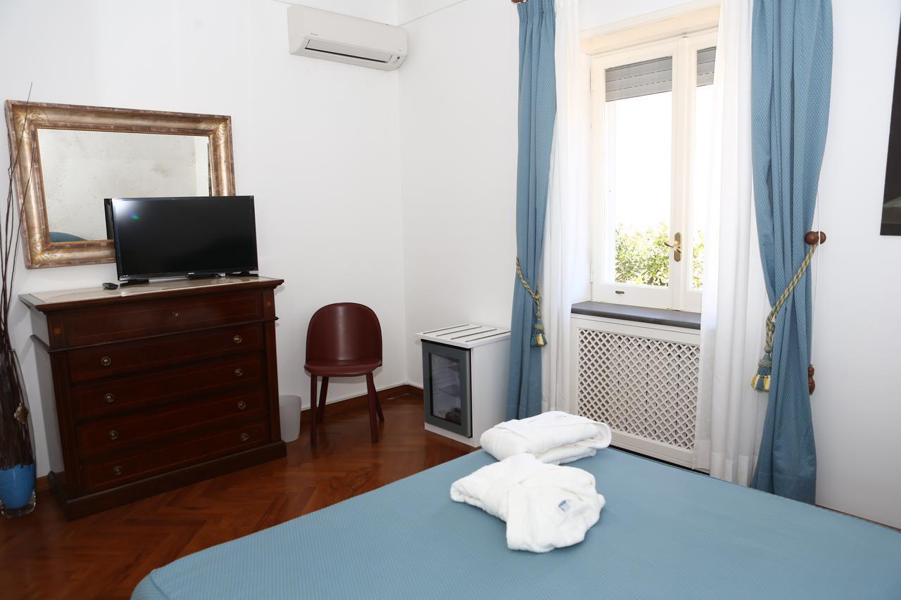 B&B Villa La Cicas 阿纳卡普里 外观 照片